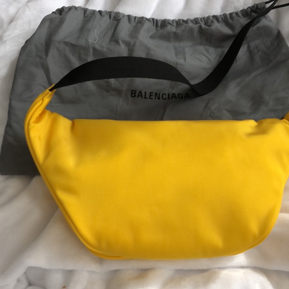BALENCIAGA “Explorer” belt bag - Picture 8 of 10
